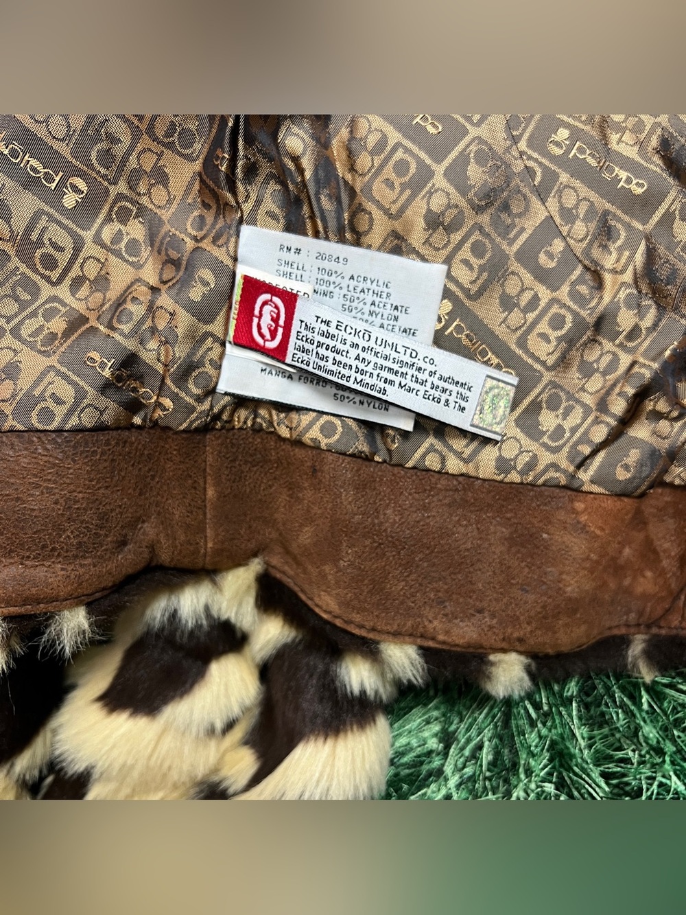 Rare Vintage 90s Brown & Cream Houndstooth Faux Fur & Suede Coat - Picture 9 of 9